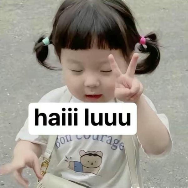 meme bé hài hước
