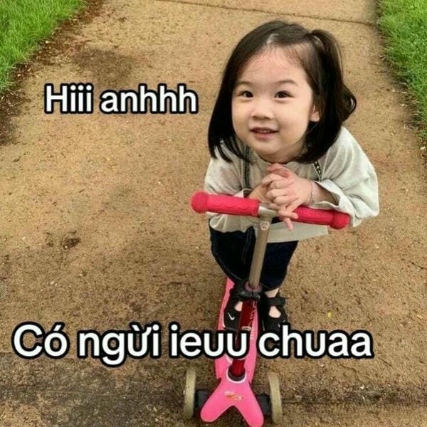ảnh em bé meme cưng xỉu